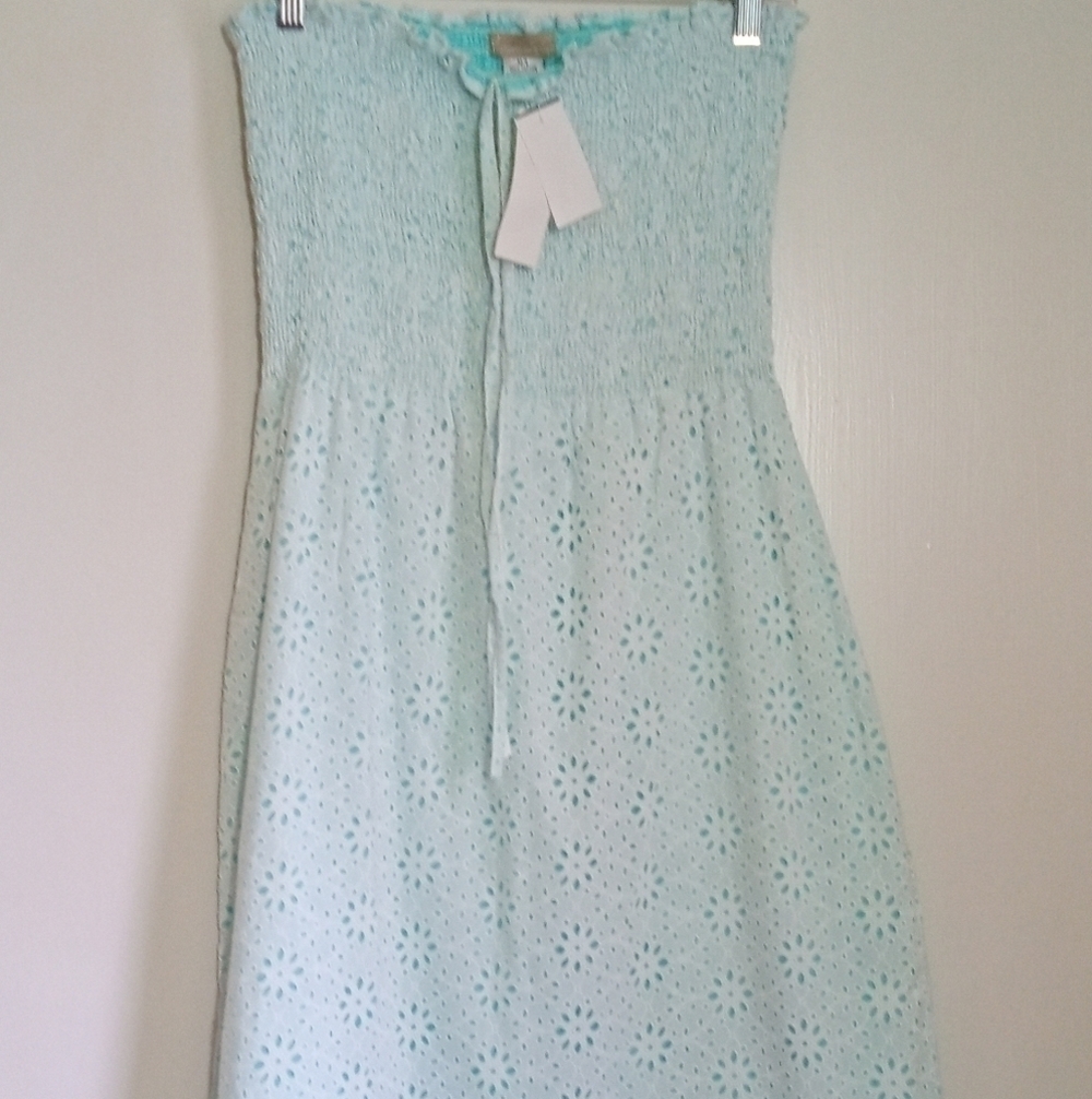 Collection Eighteen Daisy eyelet smocked mini tube dress women's size M/L
